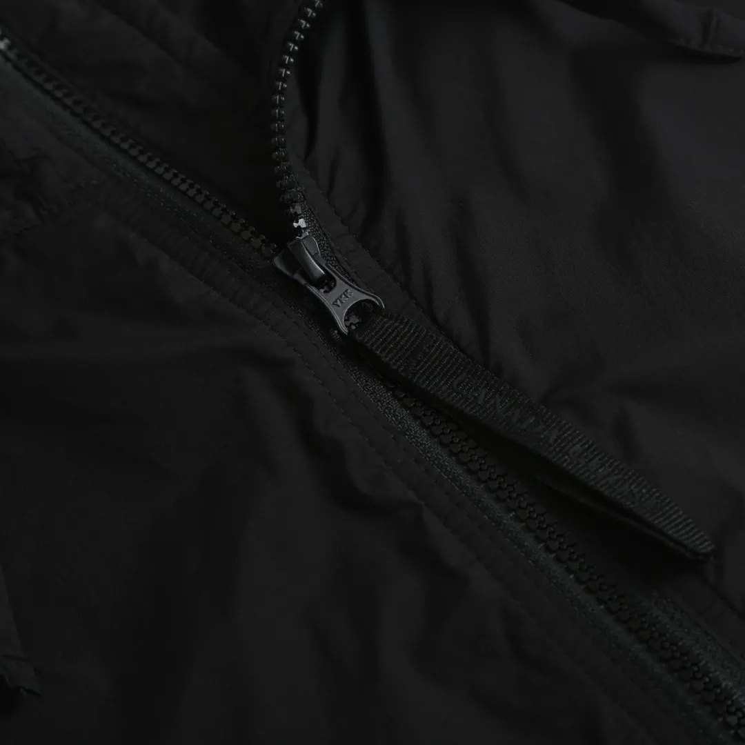 canada oos ： ， ， ， ， ， ， ， 、 ， 。 ： ， ， 。 ， ， ， ，Wear-Resistant 。 ： ， ， 。 ： Size:S M L XL ：D